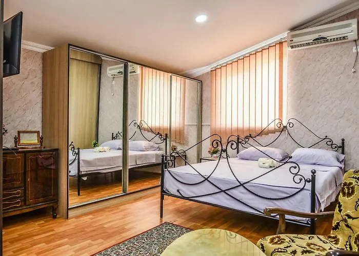 Hotel S.R